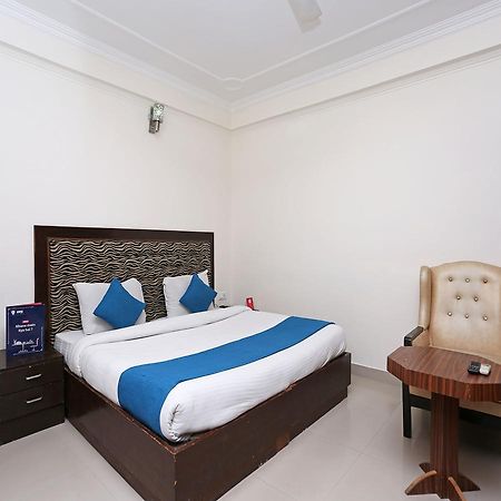 Oyo 10425 Queens Pearl Inn Dehradun Exterior foto