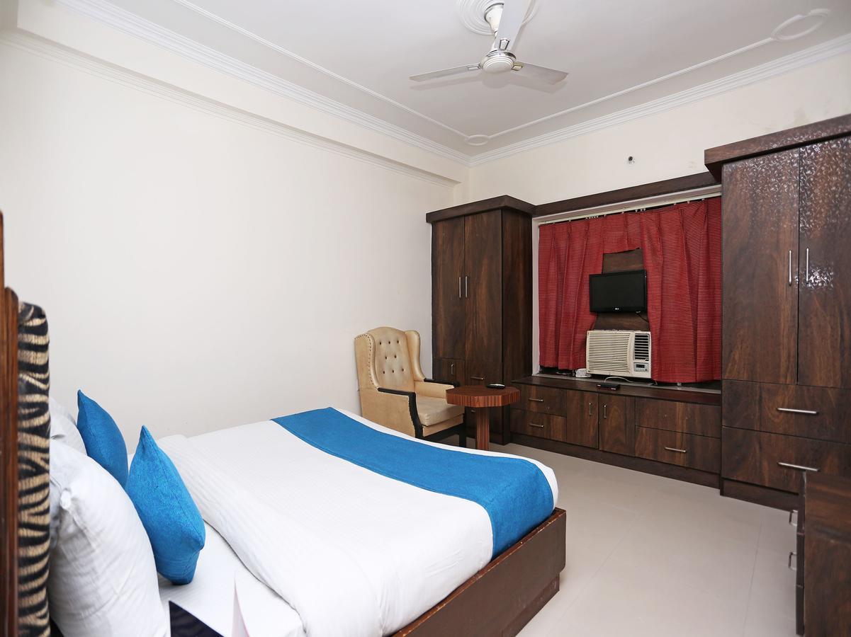 Oyo 10425 Queens Pearl Inn Dehradun Exterior foto
